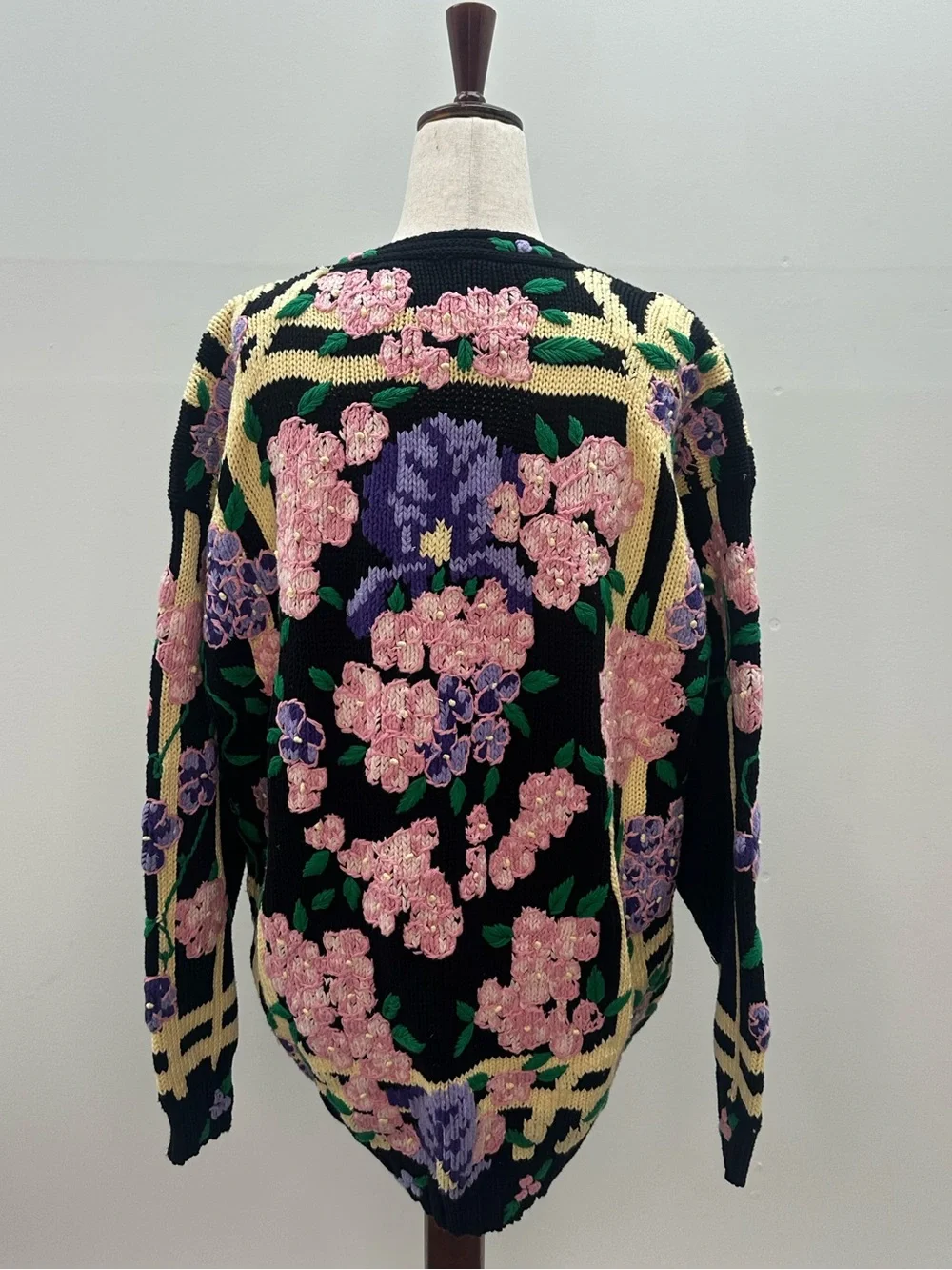 Vintage Hand Knitted Lisa Coufal Floral Sweater 100% Cotton 3D Embroidery Size L